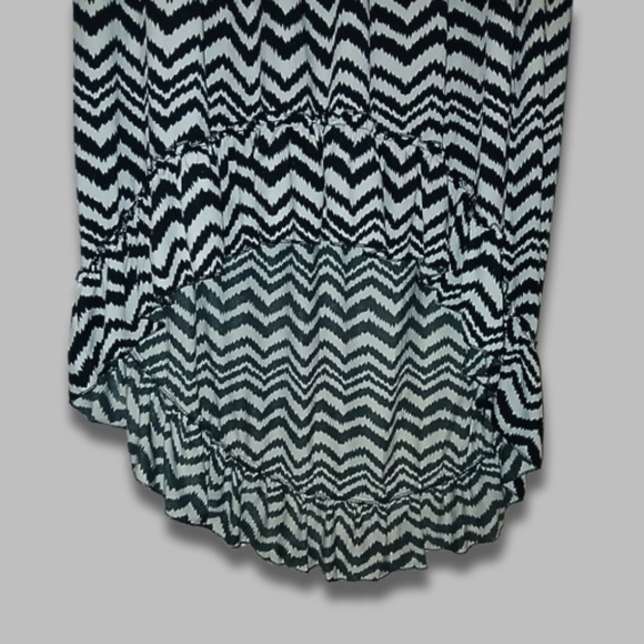 Magic Hi-Low Halter Dress Ruffled Stretchy Smocked Zigzag White/Black Women’s 3X - Picture 2 of 5